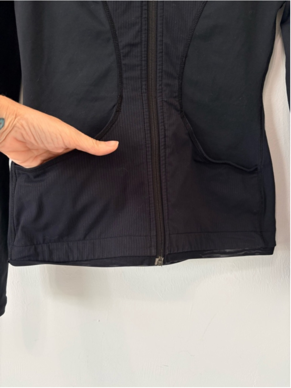 Lululemon Vintage Get Ready Jacket Hooded Full Zip Sz 2 Black EUC - Picture 5 of 11
